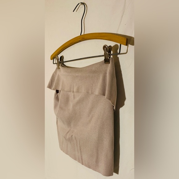 🐪Sleeveless Cropped Off-Shoulder Top🐪 - Picture 5 of 5